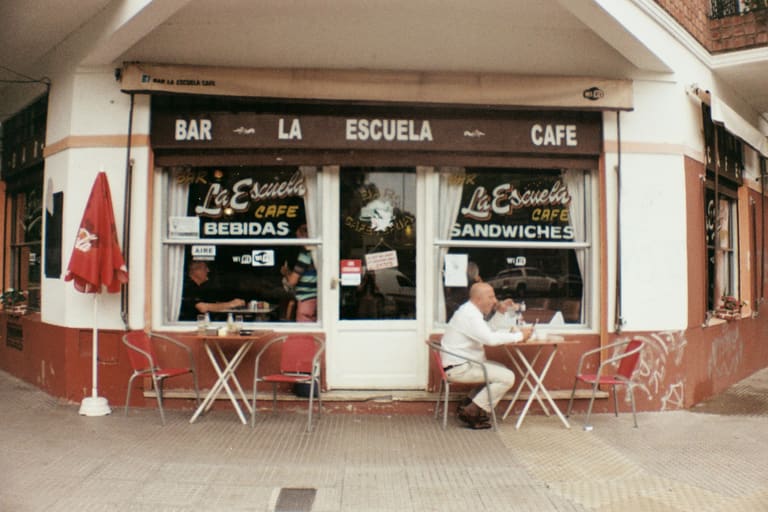 Saavedra- La Sardina Lomography — fotografía de Nira Bokler