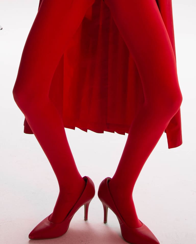 Mai 2026 — fotografía de Nira Bokler